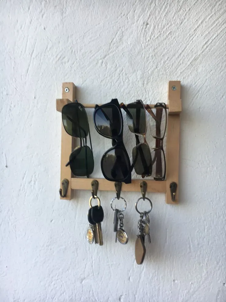 Unlock Organization: Your Key and Sunglass Holder