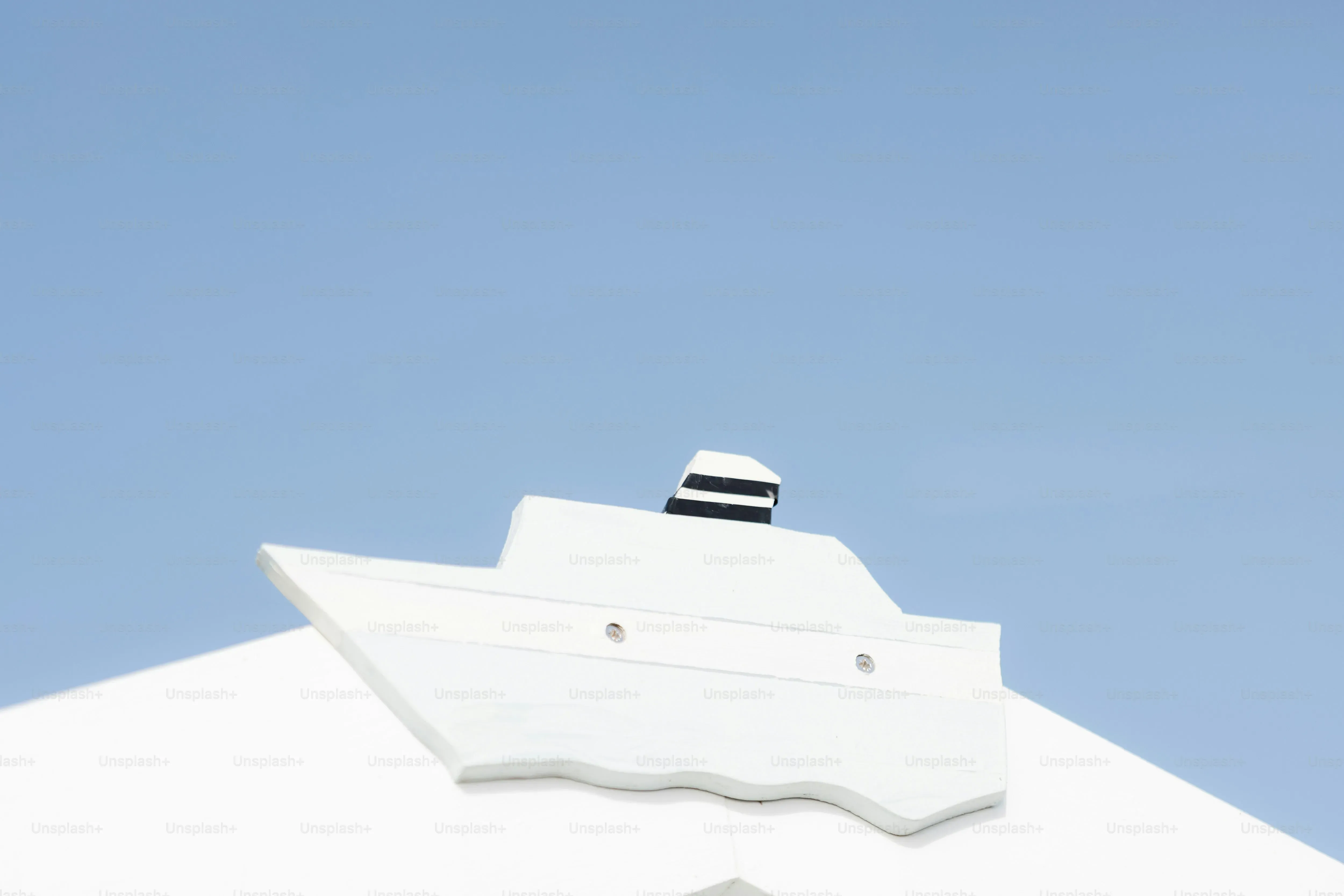 Navigating the Sunglass Hut Return Policy for Damaged or Defective Items