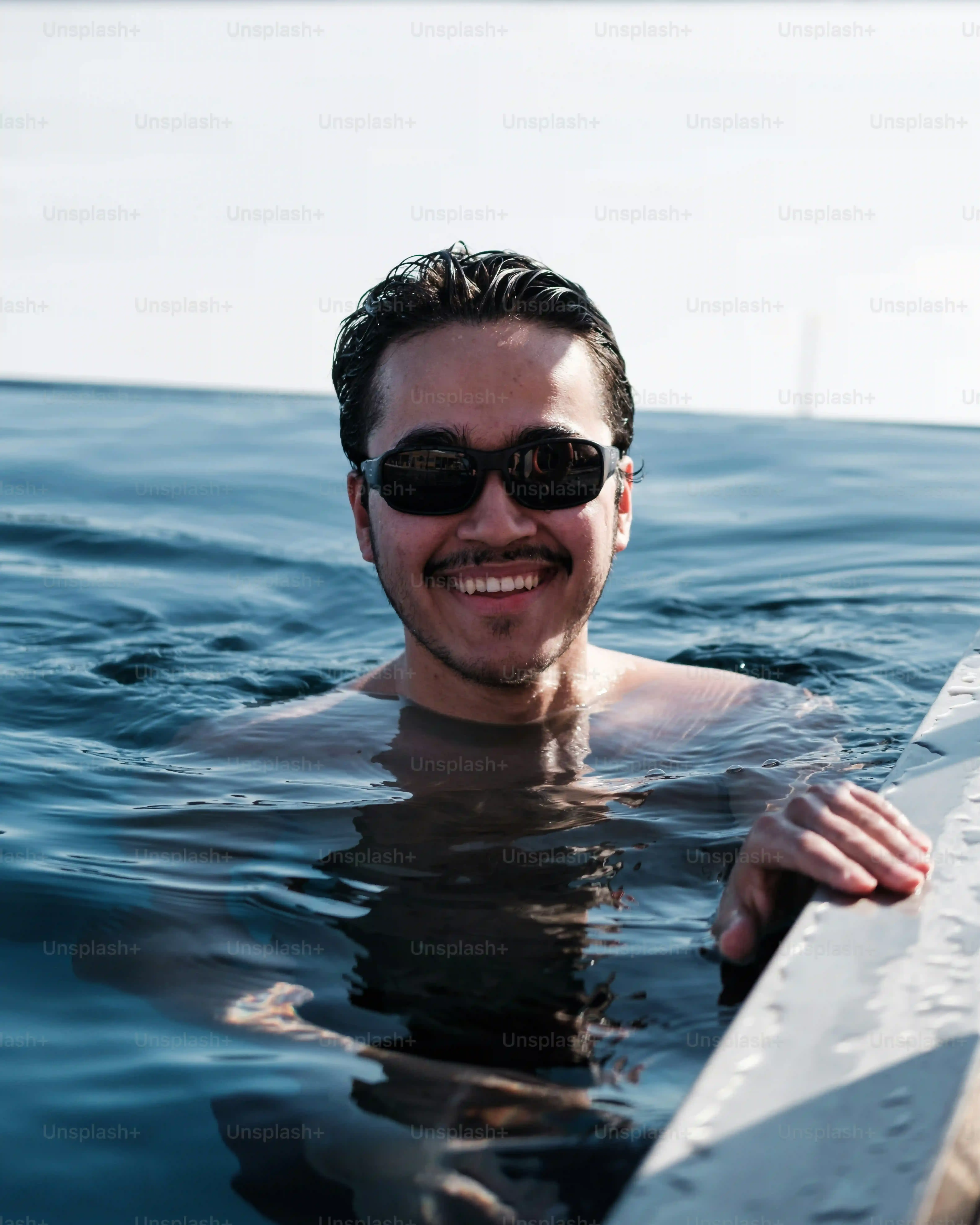 The Sunglass Guy: Incredible Value, Lifetime Warranty