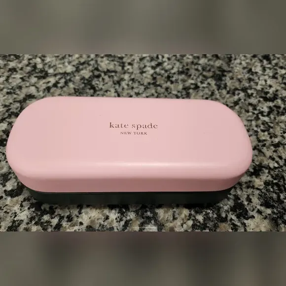 The Signature Style of a Kate Spade Sunglass Case